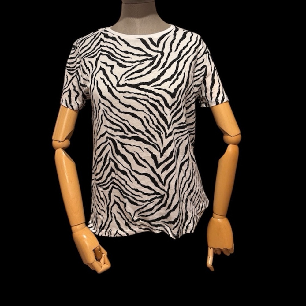 Zara NWT Zebra Print 100% cotton t-shirt